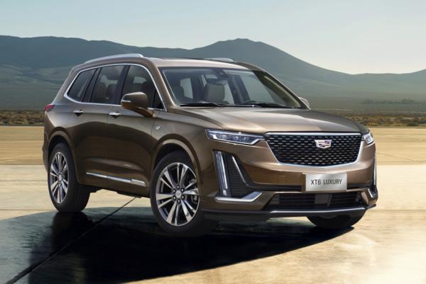 Cadillac хочет продавать в России кроссовер